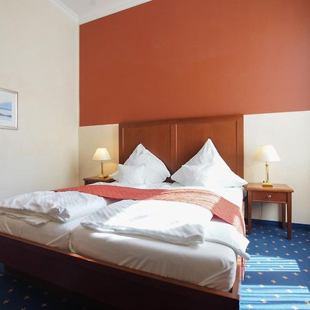 Strandhotel Ostfriesenhof 보르쿰 객실 사진